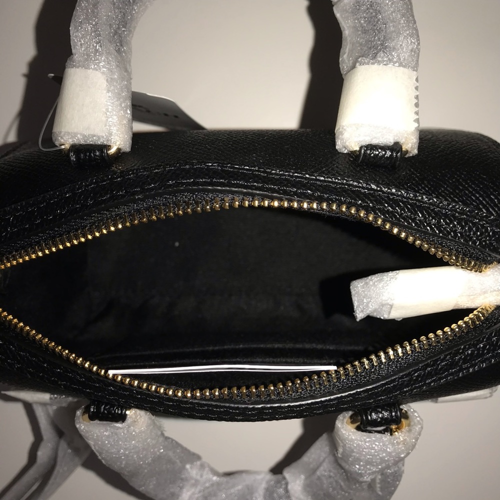 Coach 🖤 Micro Rowan Crossbody NWT - Picture 6 of 10
